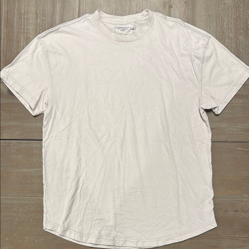 Abercrombie & Fitch Men's Relaxed Curved Hem T-Shirt